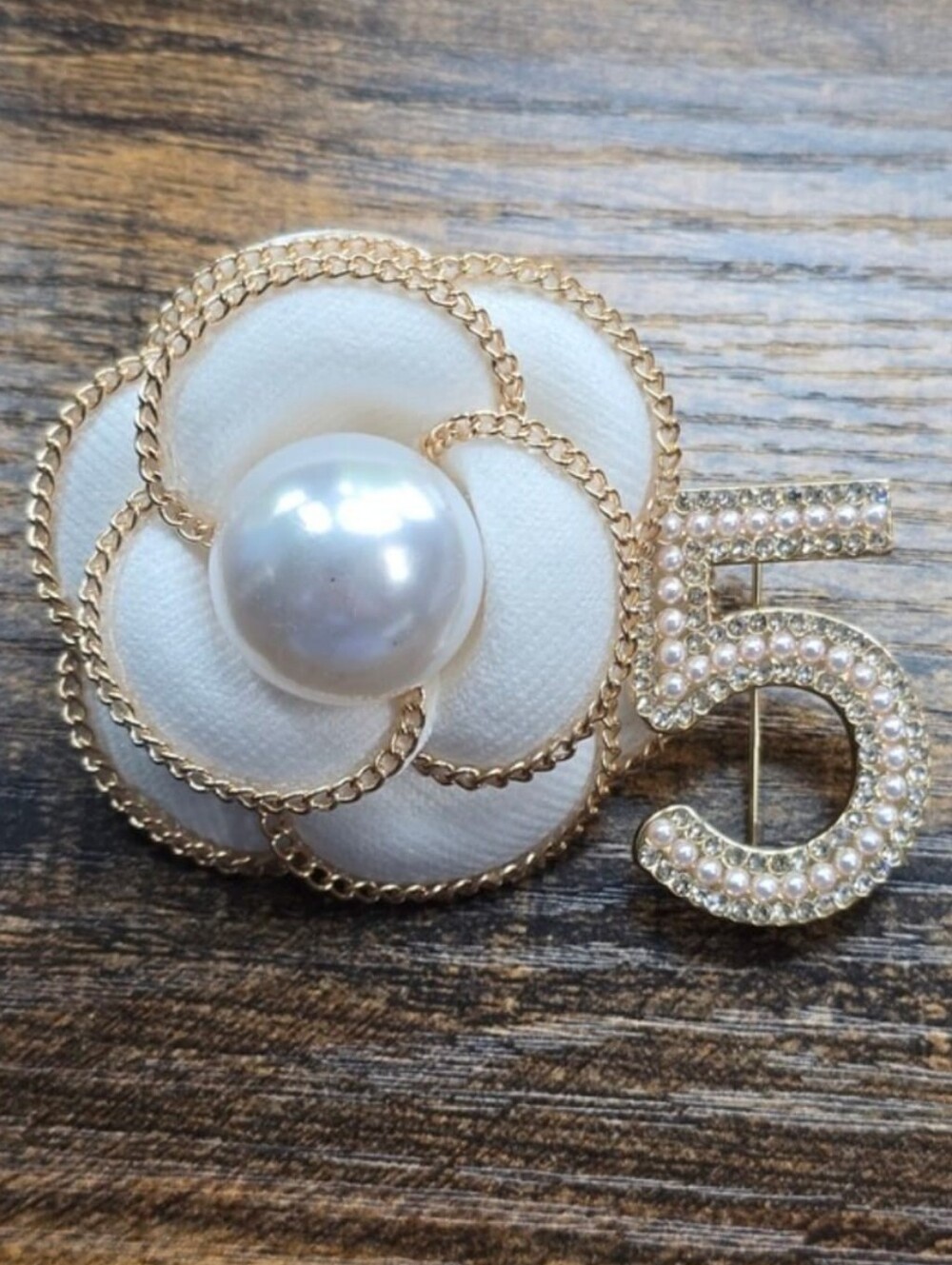 2FER Camellia Flower Pearl Brooch & Number 5 Brooch - Cream & Gold LIKE NEW
